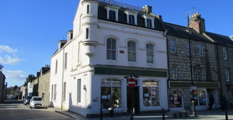 Expressions of Interest in operating the new café in No.30 The Square are now invited